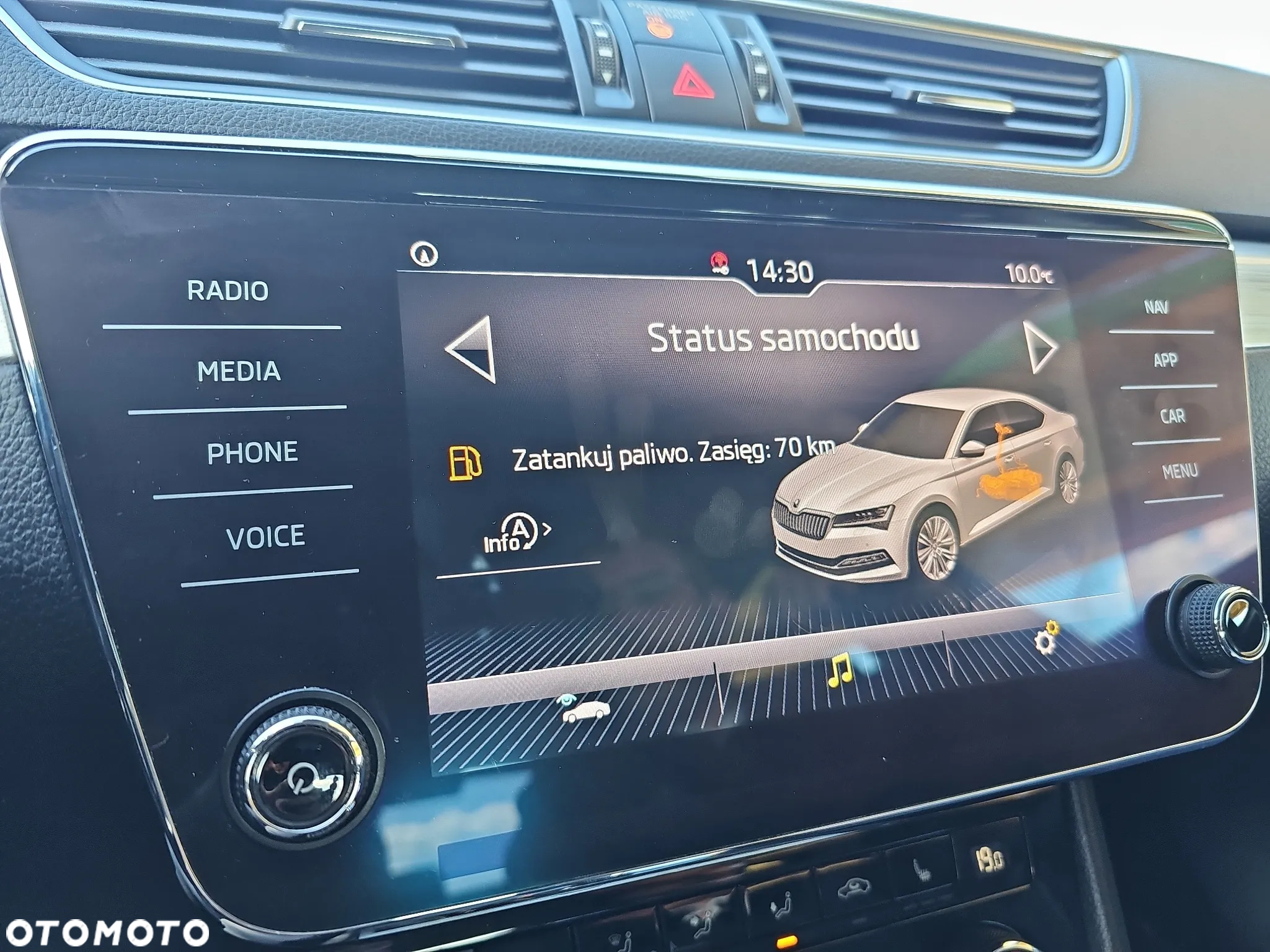 Skoda Superb 2.0 TSI Ambition DSG - 24