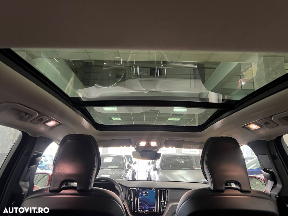 Volvo XC 60 T6 AWD Recharge Geartronic Inscription Expression - 19