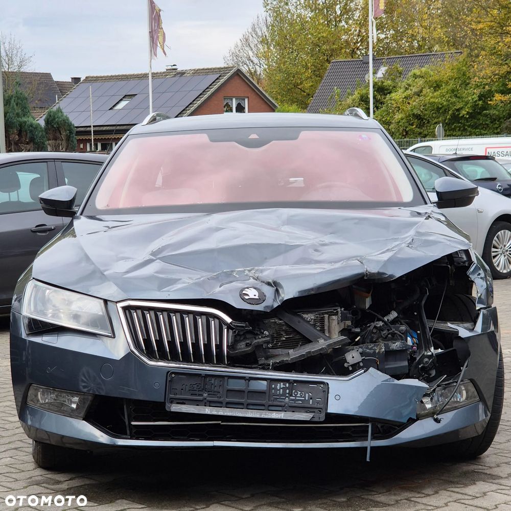 Skoda Superb 1.6 TDI DSG Ambition - 8