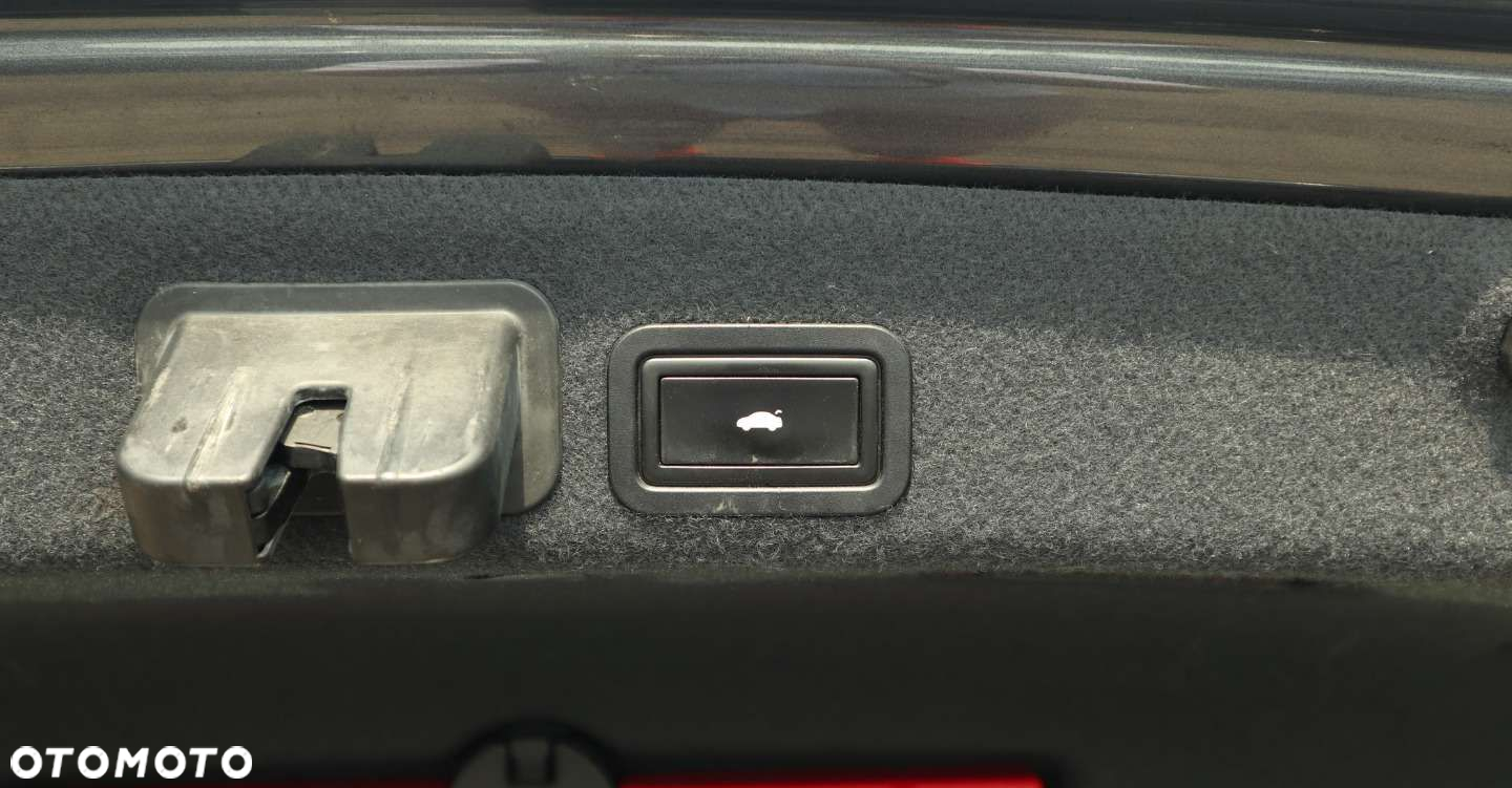 Audi A6 - 24