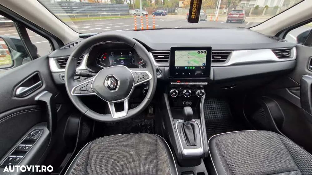 Renault Captur MHEV 140 EDC Techno - 11