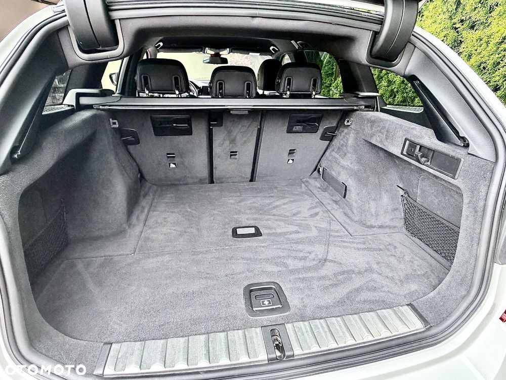 BMW Seria 3 320d mHEV M Sport - 9