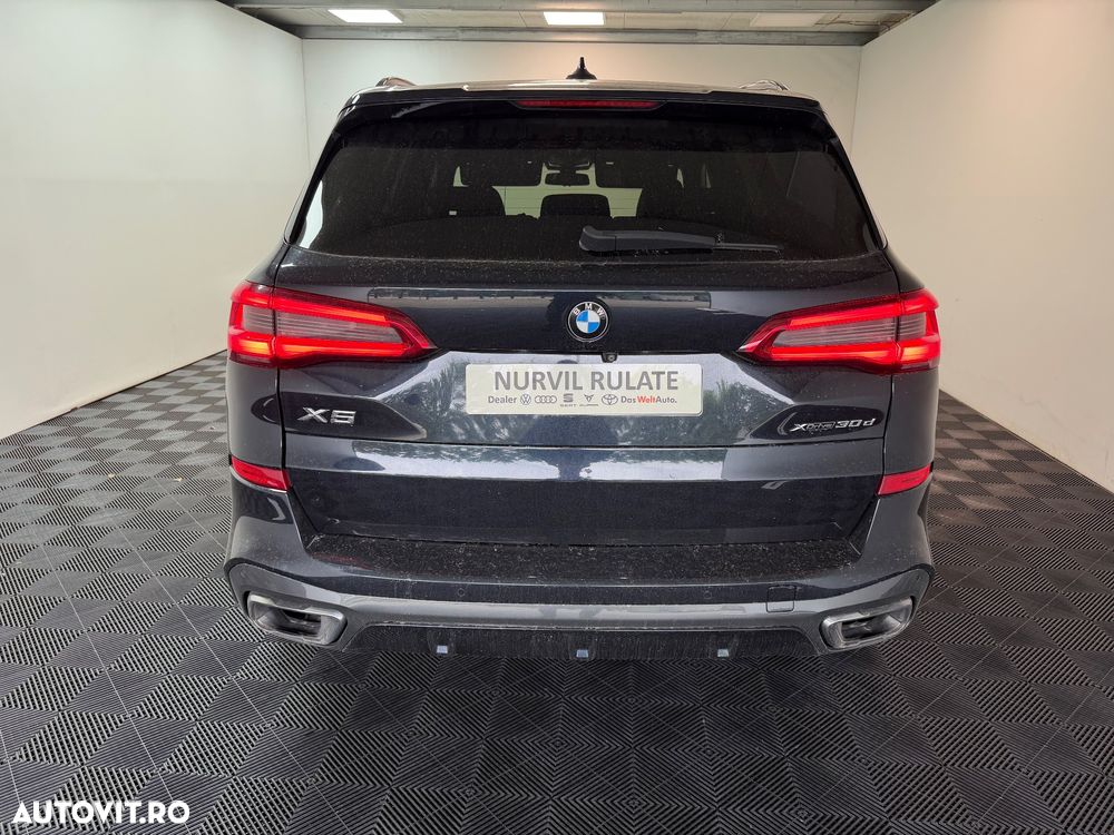 BMW X5 xDrive30d - 25