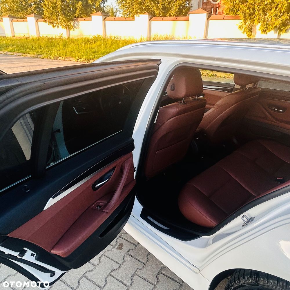 BMW Seria 5 520d - 20