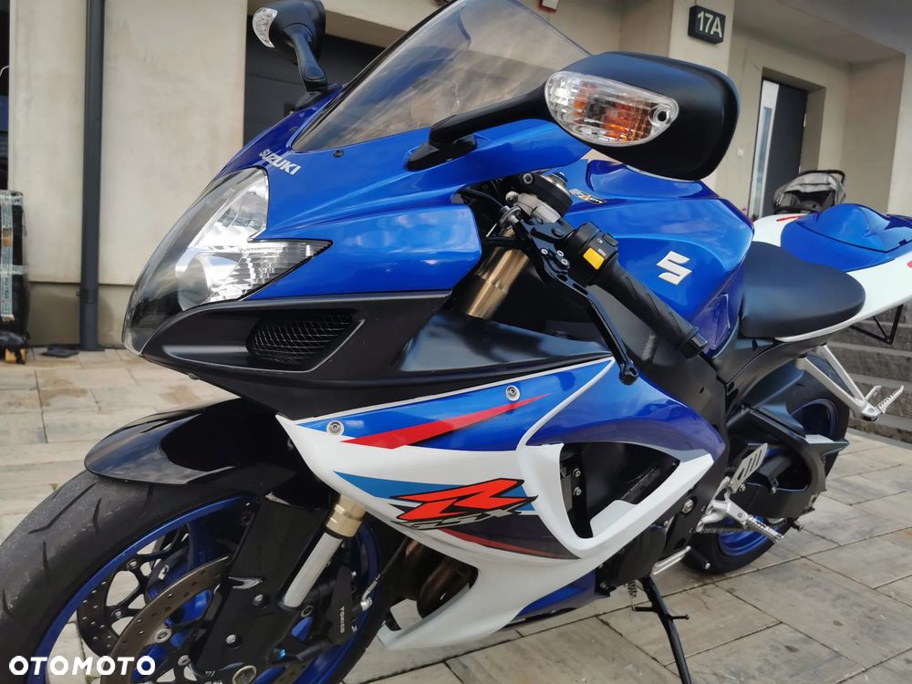 Suzuki GSX-R - 11