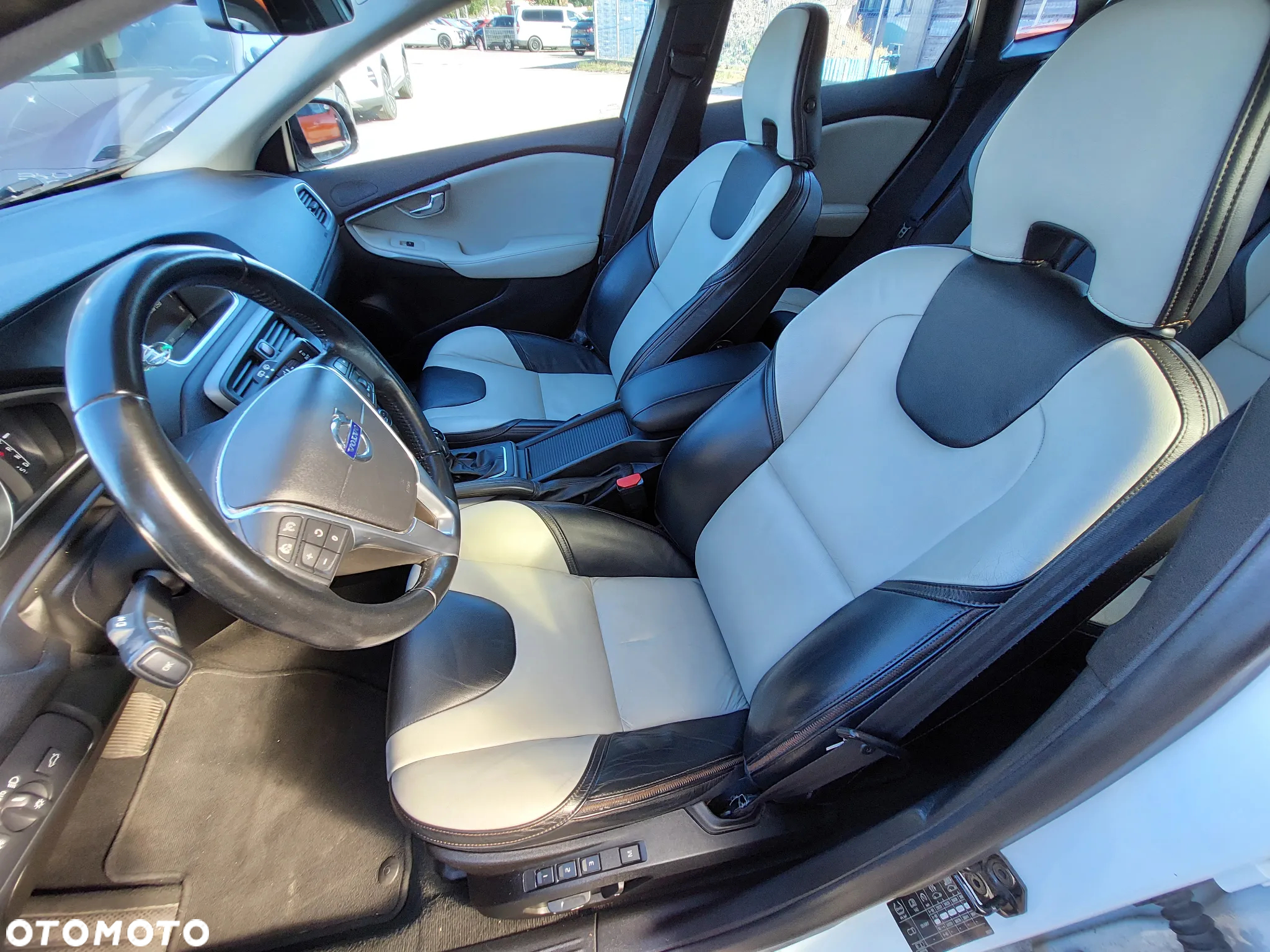 Volvo V40 Cross Country T4 AWD Summum - 6