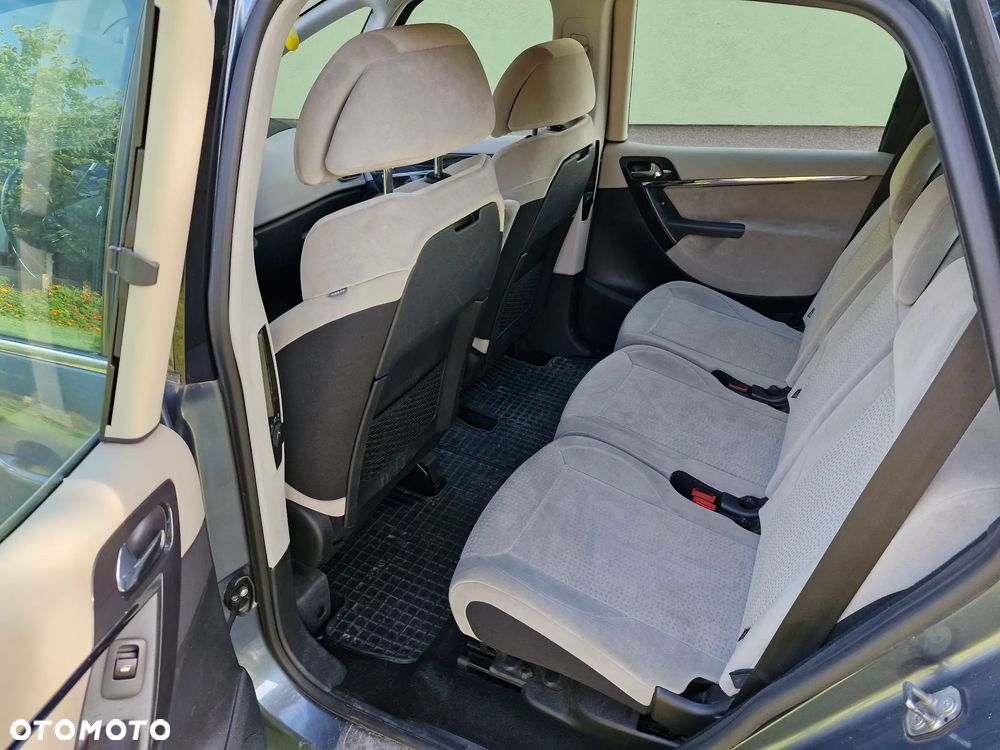 Citroën C4 Picasso 2.0 16V EGS6 Tendance - 6