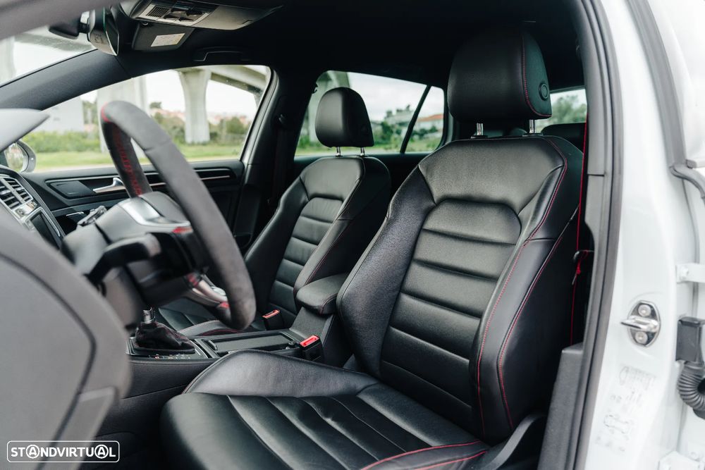 VW Golf GTI Clubsport DSG - 19