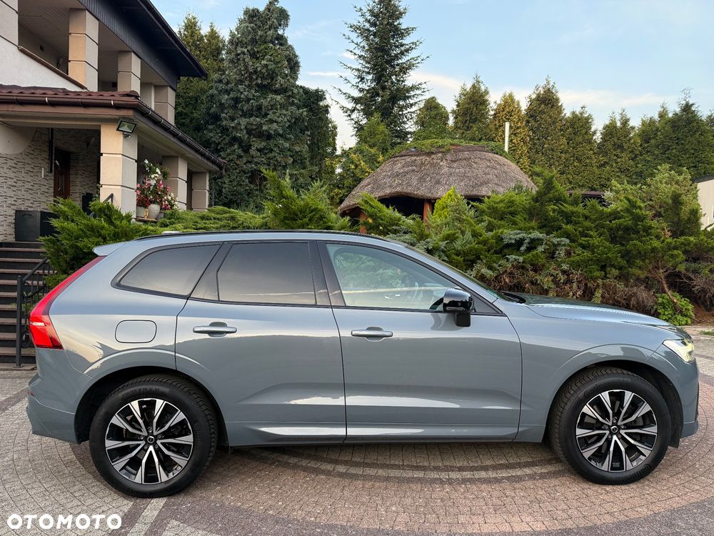 Volvo XC 60 B4 D Plus Dark - 13