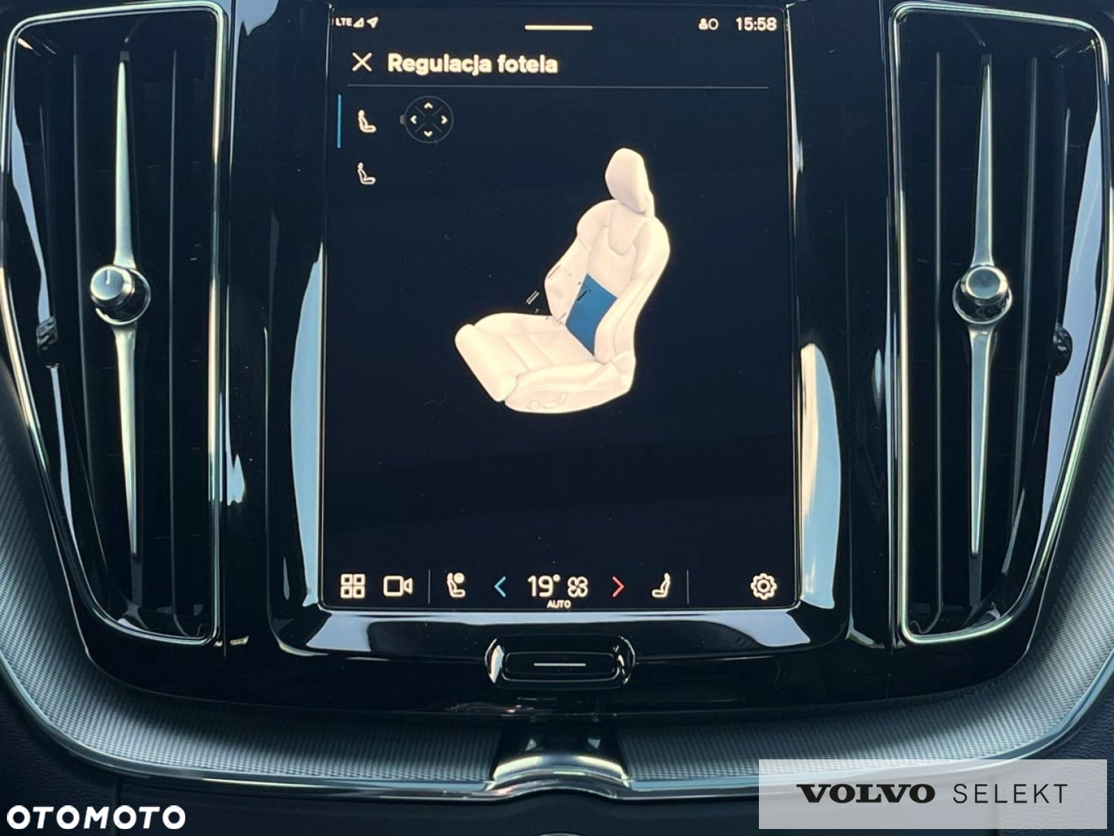 Volvo XC 60 - 29