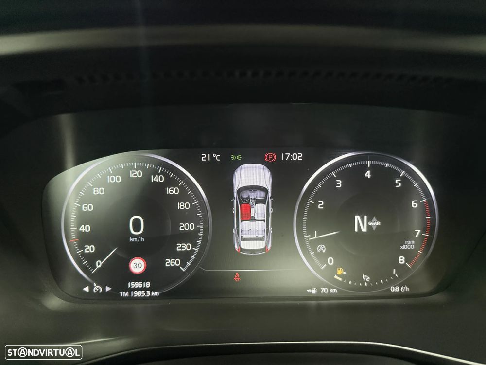 Volvo XC 40 1.5 T2 Momentum Plus - 10