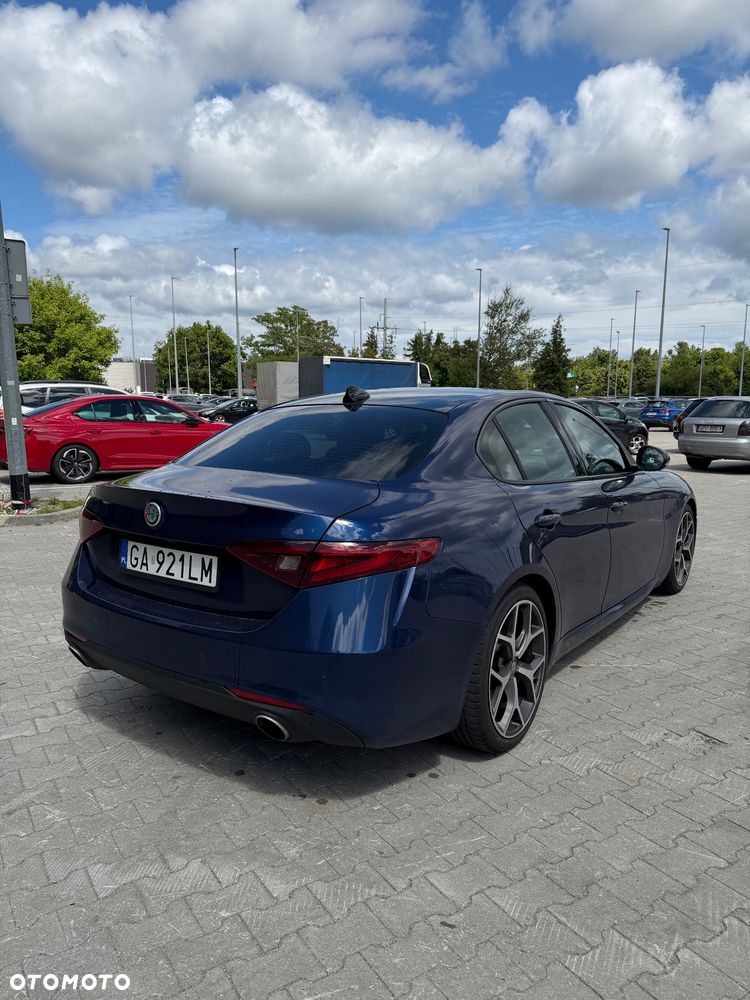 Alfa Romeo Giulia 2.0 Turbo 16V AT8 Veloce Ti - 6