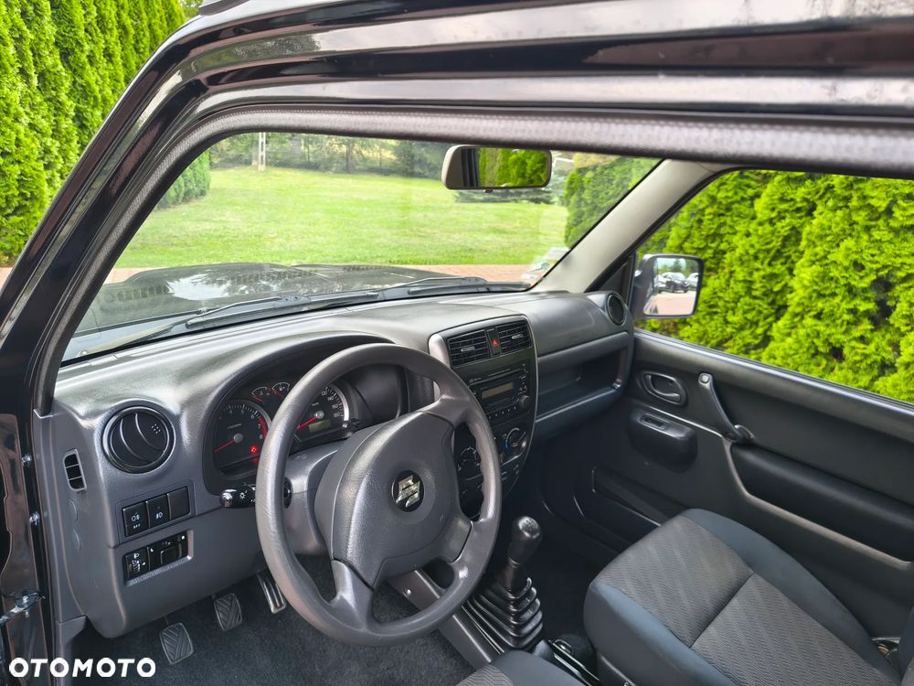 Suzuki Jimny - 32