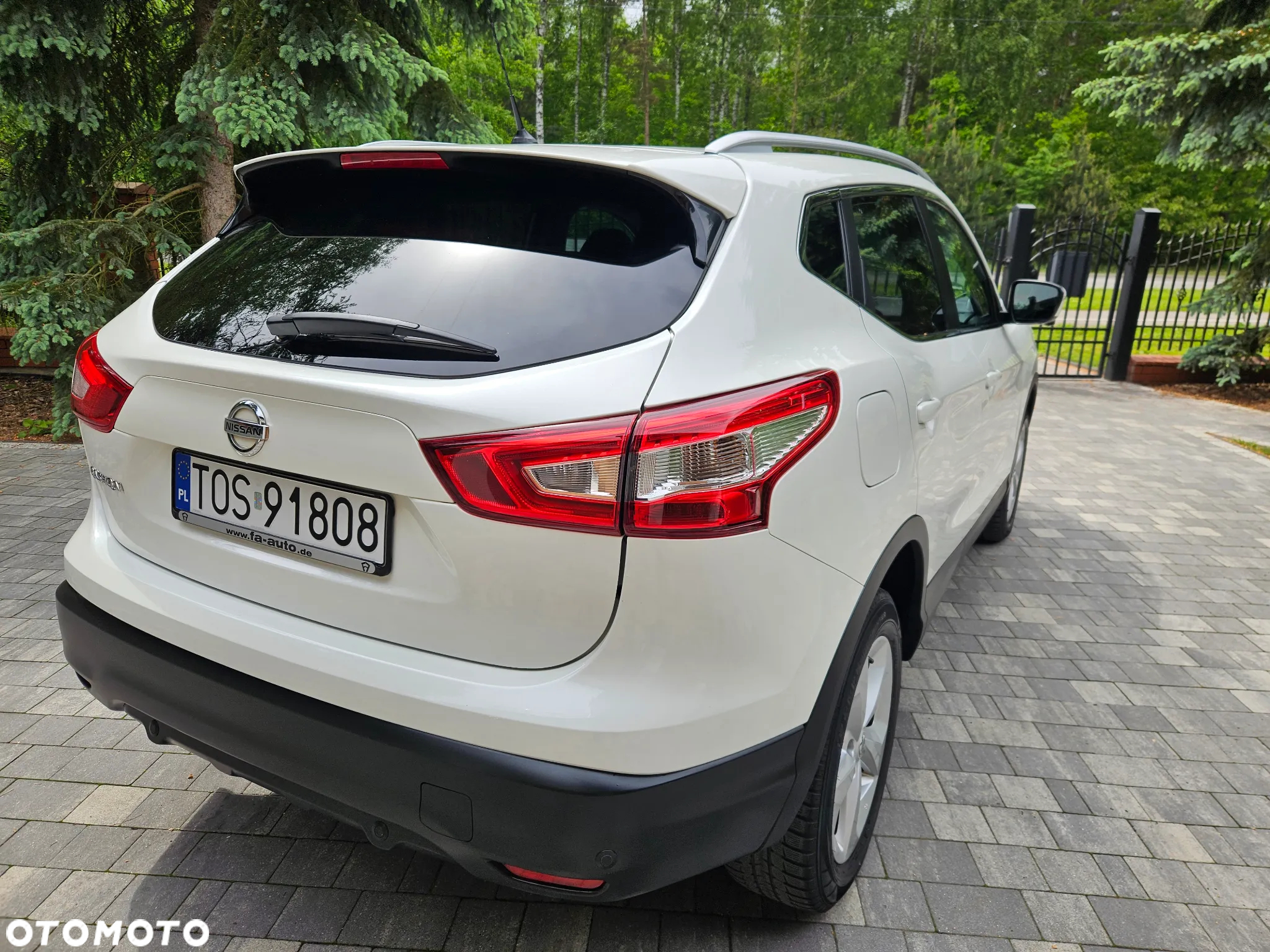 Nissan Qashqai 1.6 DIG-T Tekna - 4