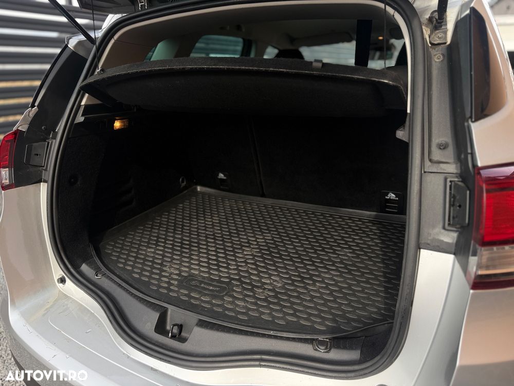 Renault Scenic - 21