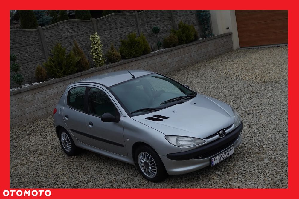 Peugeot 206 - 1
