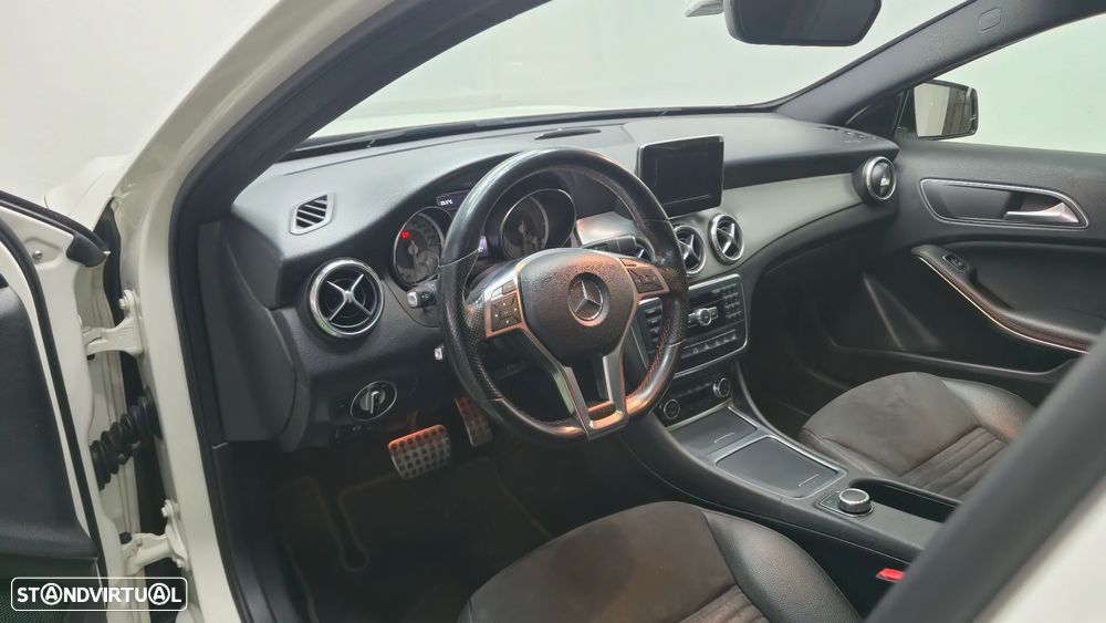 Mercedes-Benz GLA 220 CDI AMG Line - 11