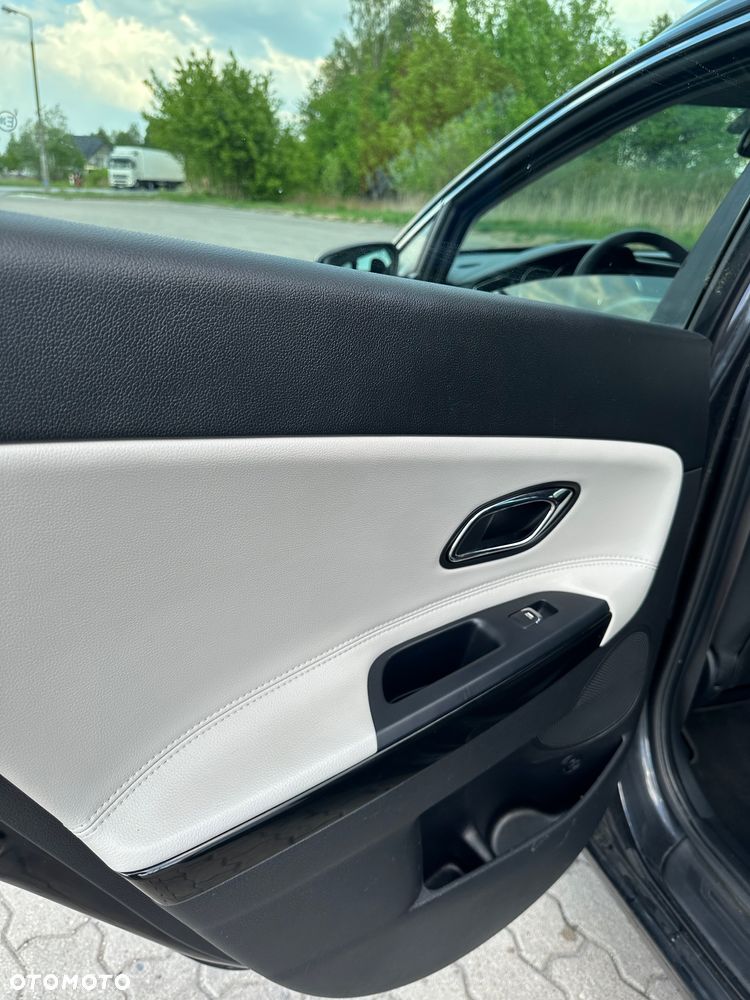 Kia Ceed 1.6 GDI L Business Line - 27