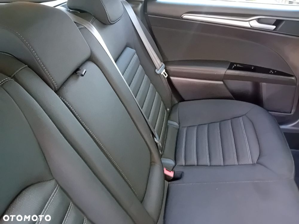 Ford Mondeo 2.0 EcoBlue Business Edition - 34