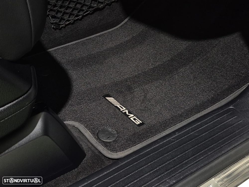Mercedes-Benz GLE 350 d 4Matic 9G-TRONIC AMG Line - 48