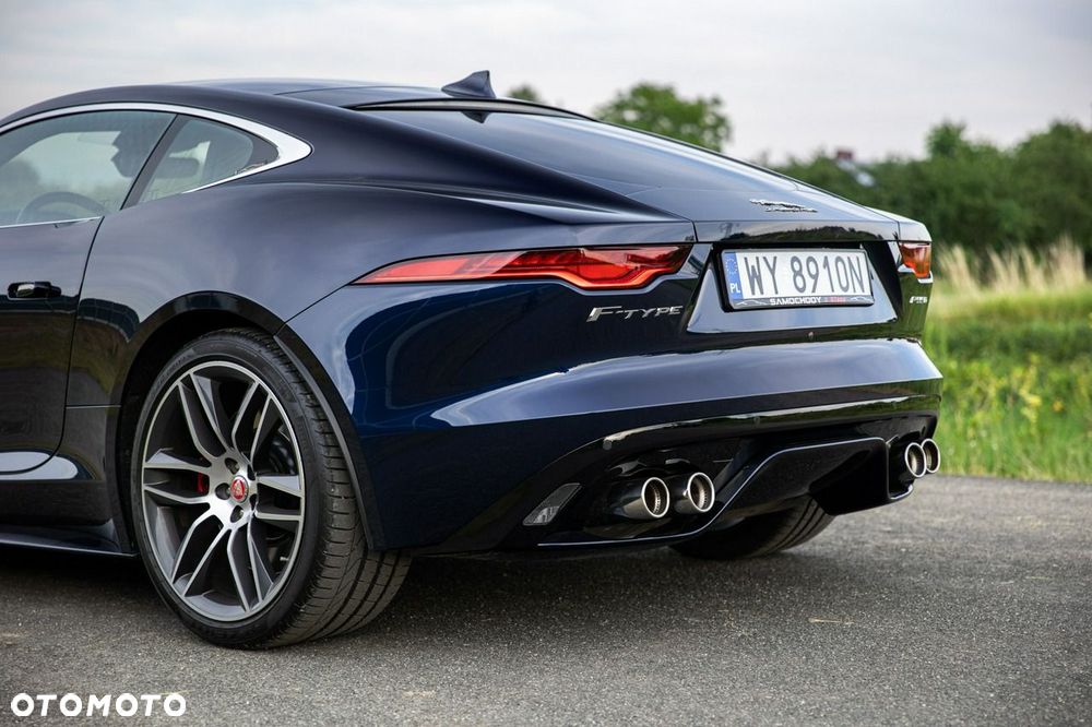 Jaguar F-Type - 21