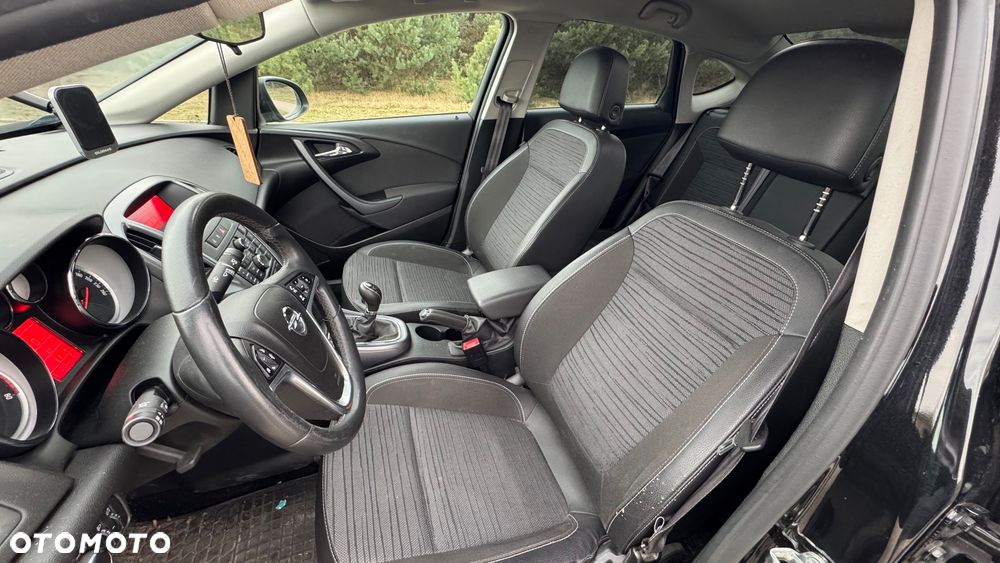 Opel Astra 1.4 T Executive EU6 - 14