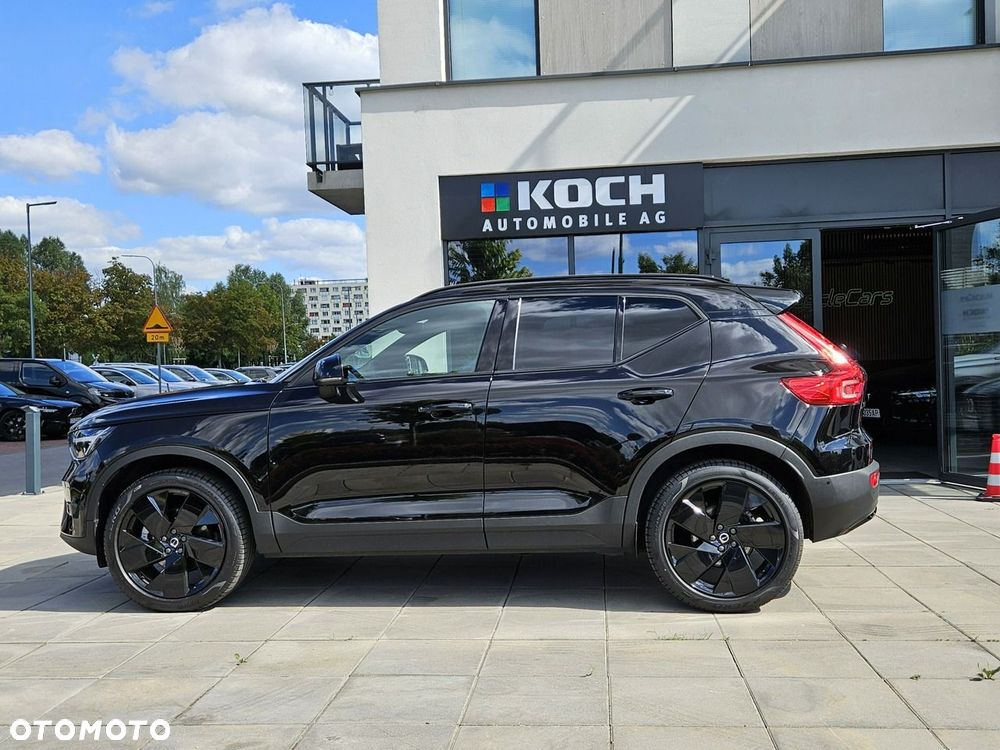 Volvo XC 40 B3 B DKG Ultra Black Edition - 2