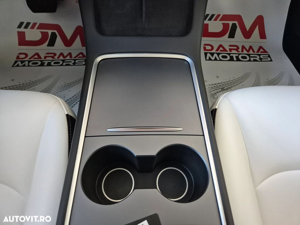 Tesla Model 3 Standard Reichweite Plus Hinterradantrieb - 19