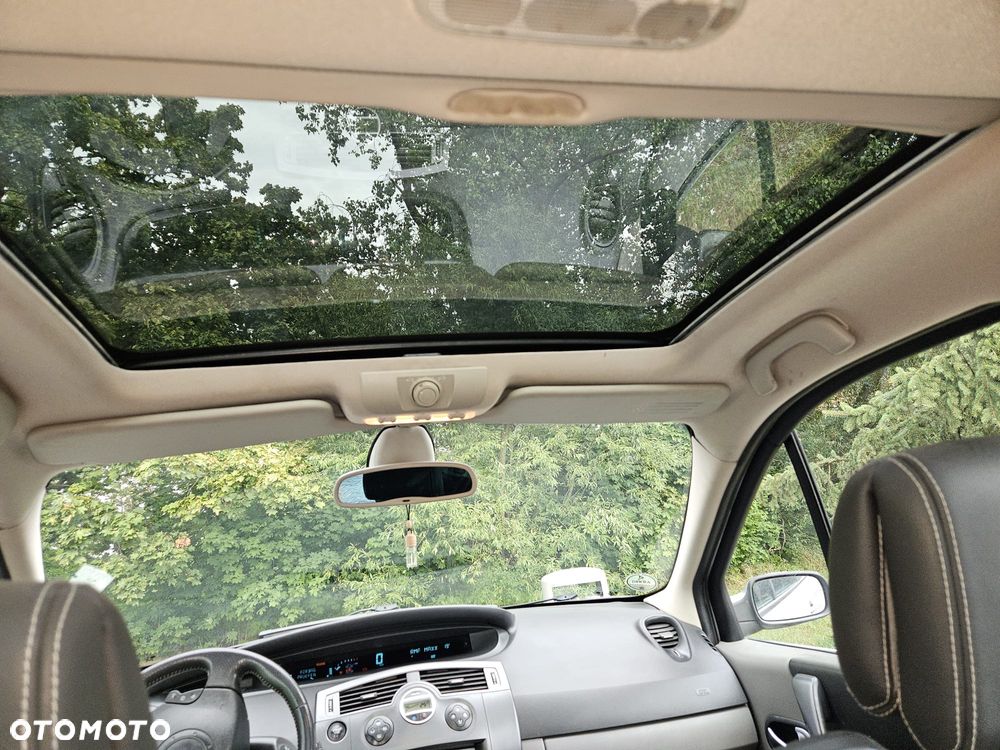 Renault Scenic - 13