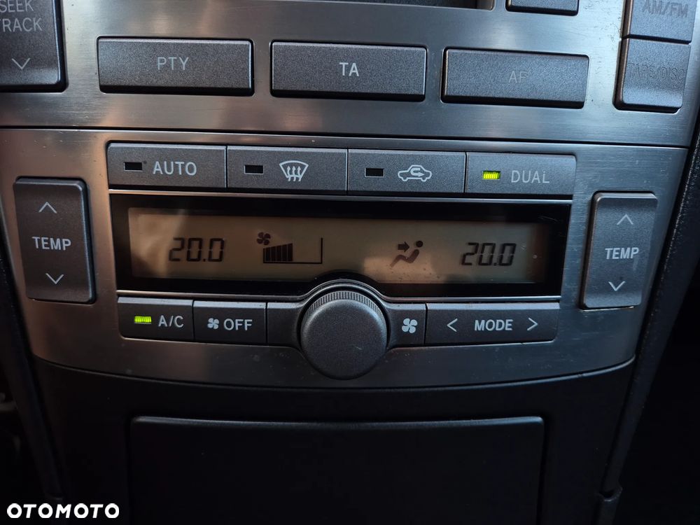 Toyota Avensis 1.8 VVT-i Luna - 9