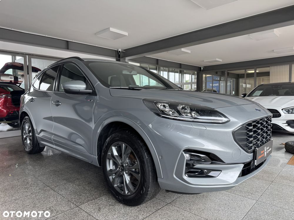 Ford Kuga 2022 photo 3