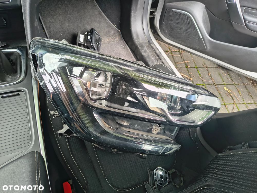 Renault Megane 1.3 TCe FAP Limited - 22