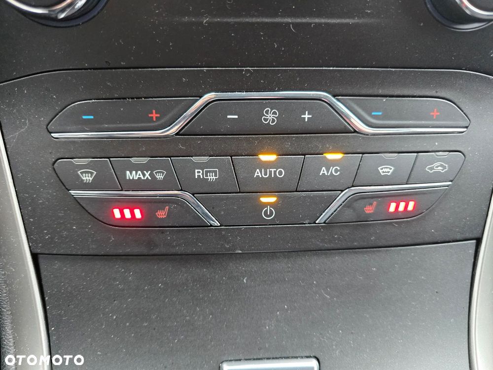 Ford S-Max 2.0 EcoBlue Titanium - 16