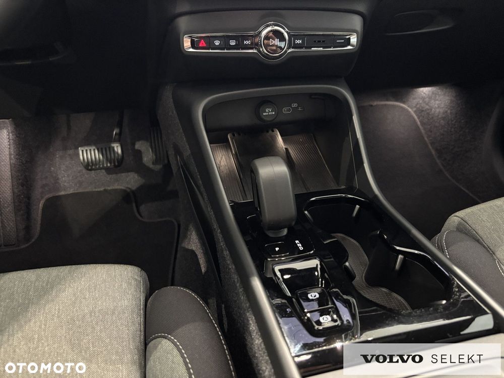 Volvo XC 40 - 17