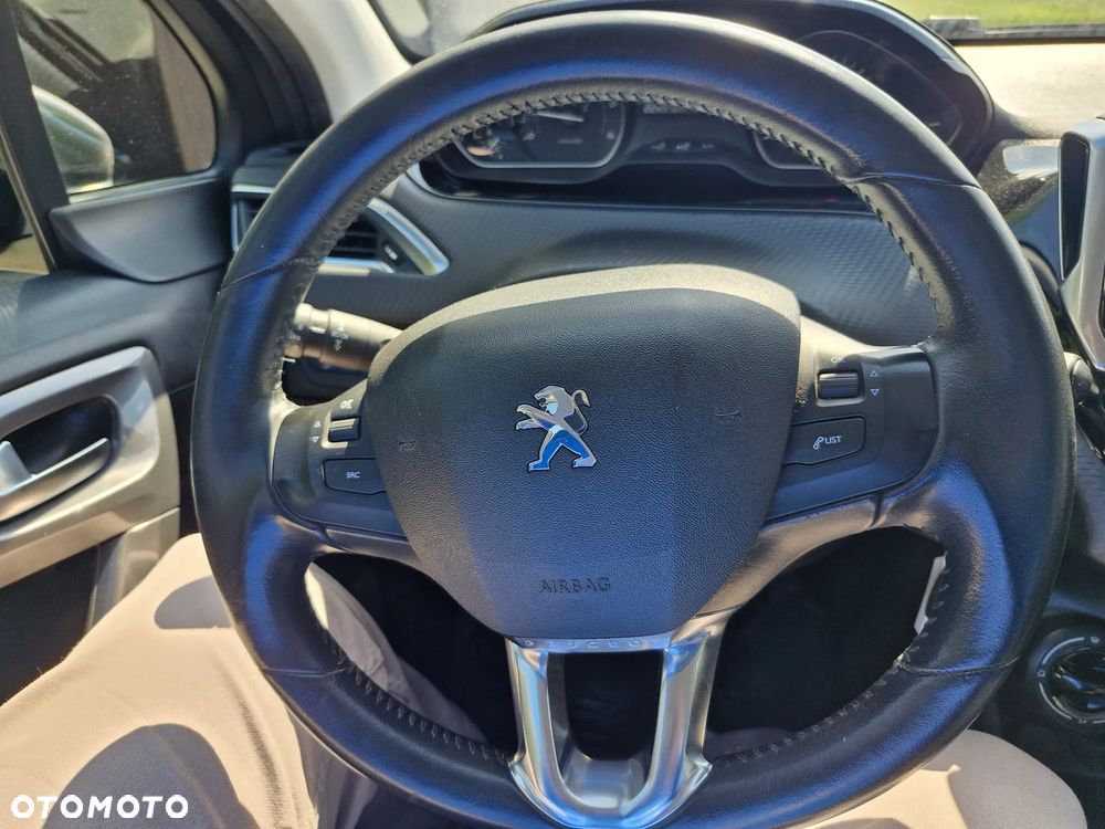 Peugeot 2008 e-HDi FAP 115 STOP & START Allure - 24