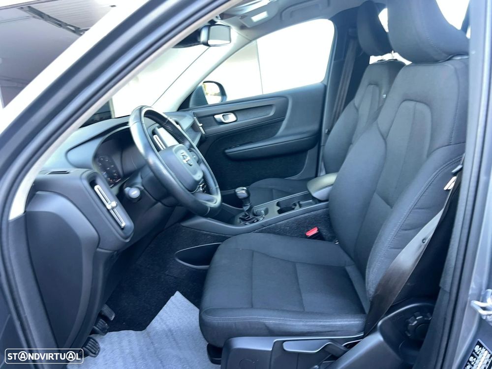 Volvo XC 40 2.0 D3 Momentum - 16