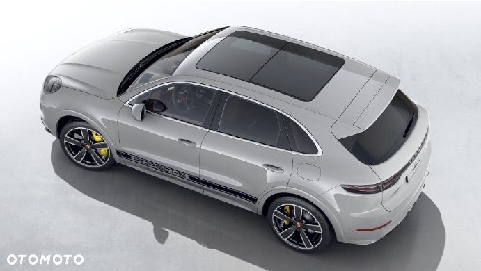 Porsche Cayenne S E-Hybrid PHEV - 2