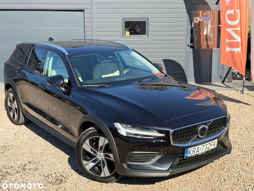 Volvo V60 B4 D Geartronic RDesign - 4