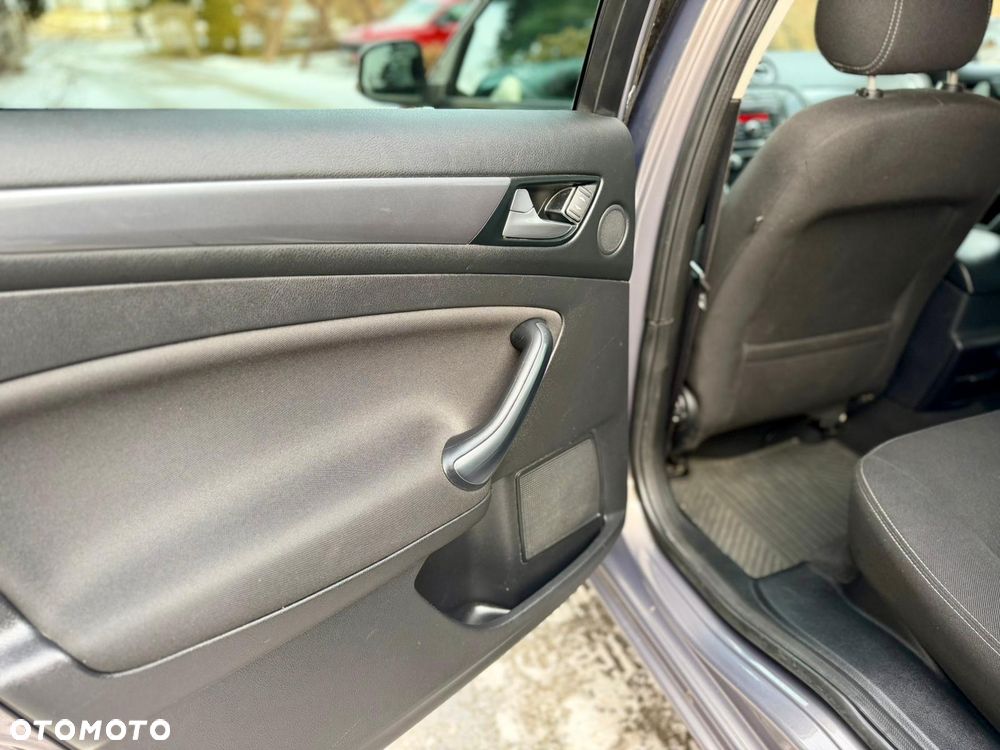 Ford Mondeo 2.0 TDCi Trend - 27