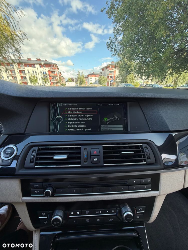 BMW Seria 5 520d - 17