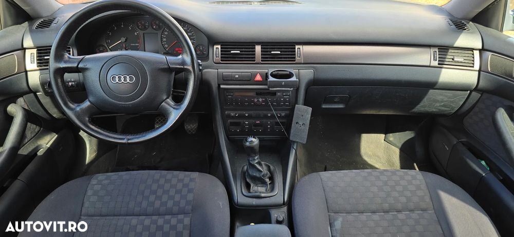 Audi A6 Avant 1.9 TDI - 7