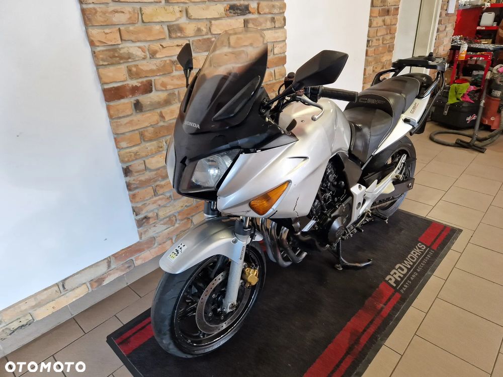 Honda CBF - 9