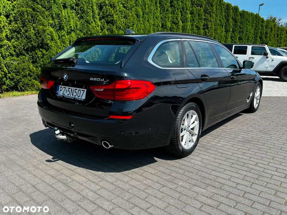 BMW Seria 5 520d - 4