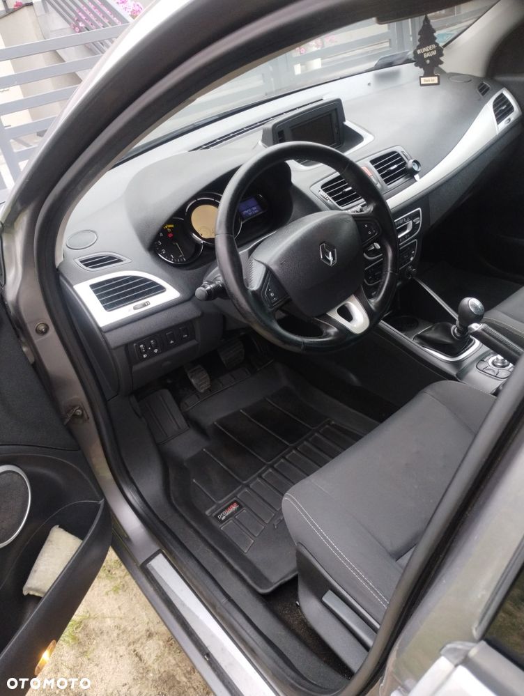 Renault Megane - 5