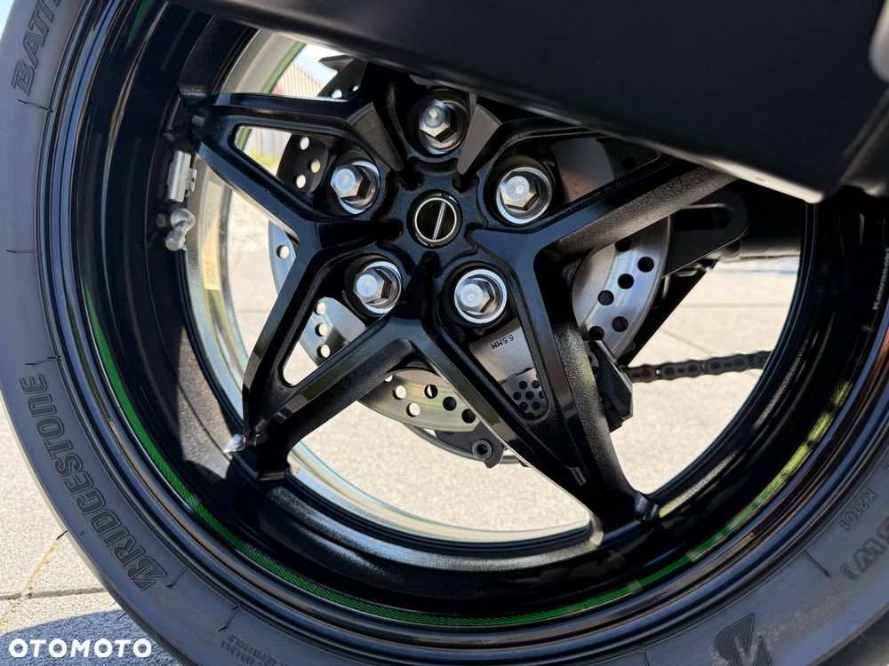 Kawasaki Ninja H2 SX - 30