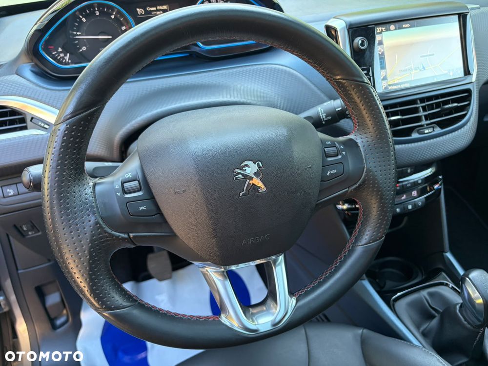 Peugeot 2008 - 11