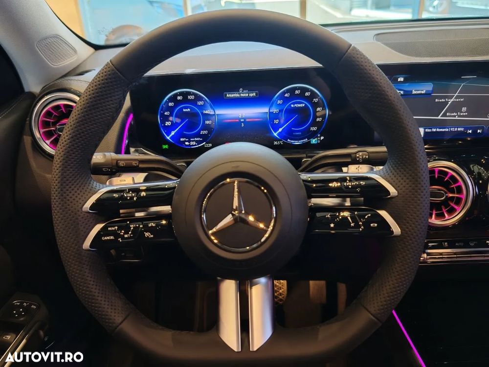 Mercedes-Benz EQB 250+ - 22