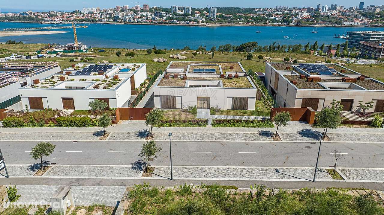 Moradia T4 para venda - Grande imagem: 3/44