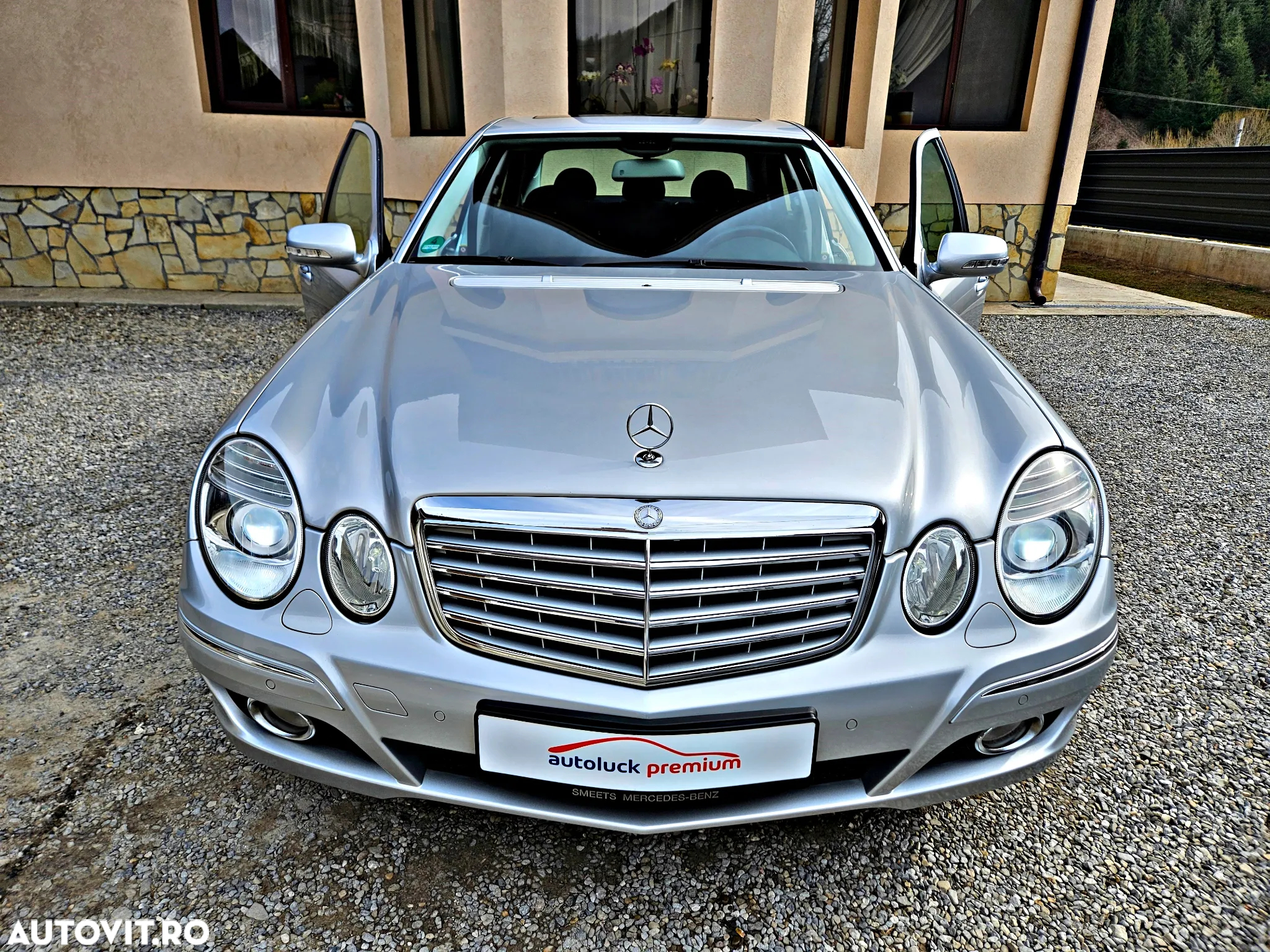 Mercedes-Benz E 220 T CDI Automatik Elegance - 11