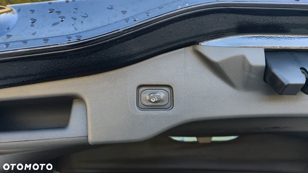 Ford Mondeo 2.0 EcoBlue ST-Line - 24